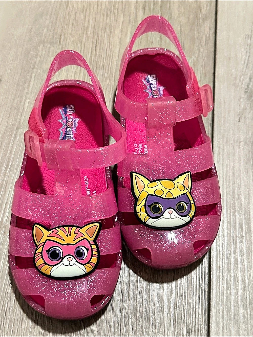 Disney Super kitties toddler size 10 pink sparkle Sandals